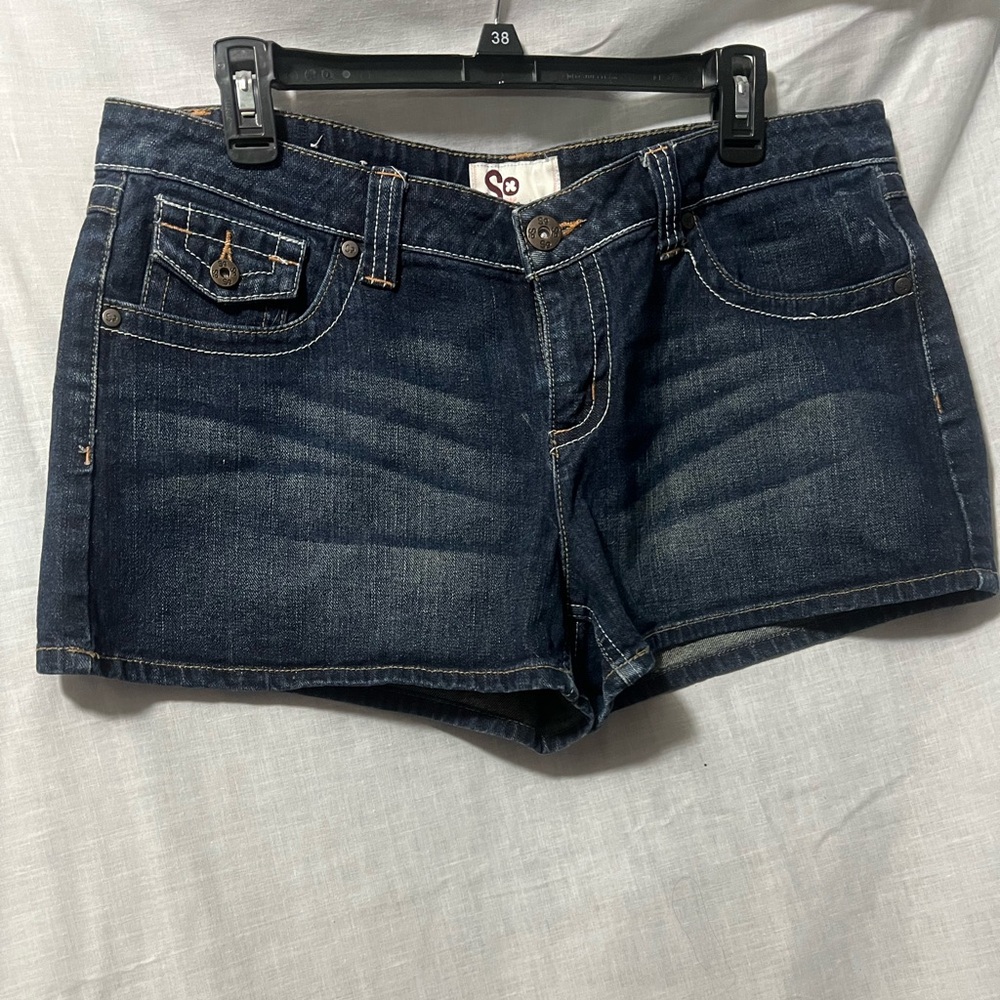 So shorts size 15